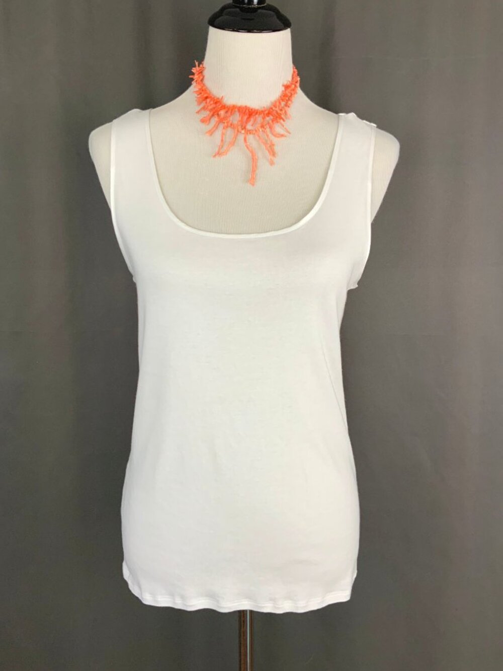 New Hanro of Switzerland White Cotton Round Neck tank Top Sz XL